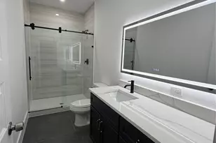 10103 Grover Ln, Houston, TX 77041 - Photo 13