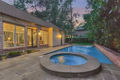 64 Autumn Crescent, The Woodlands, TX 77381 - Photo 3