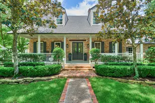 64 Autumn Crescent, The Woodlands, TX 77381 - Photo 9