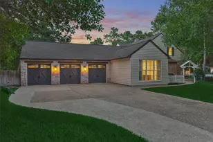 64 Autumn Crescent, The Woodlands, TX 77381 - Photo 9