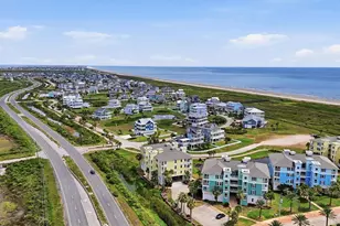 4111 Pointe W Dr, Galveston, TX 77554 - Photo 29