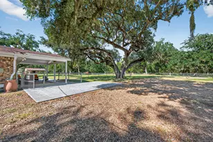 14 Kingswood Dr, Van Vleck, TX 77482 - Photo 47