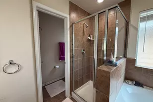 6431 Wilshire Fern, Houston, TX 77040 - Photo 17