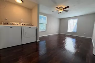 3510 Ave L Rear, Galveston, TX 77550 - Photo 7