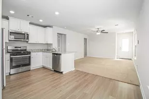 11420 Amber Plns Dr, Houston, TX 77048 - Photo 11