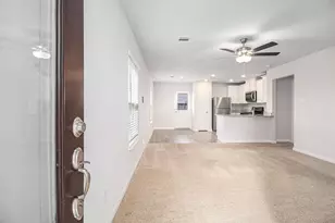 11420 Amber Plns Dr, Houston, TX 77048 - Photo 5