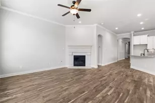 38 Estherwood Pl, Magnolia, TX 77354 - Photo 7