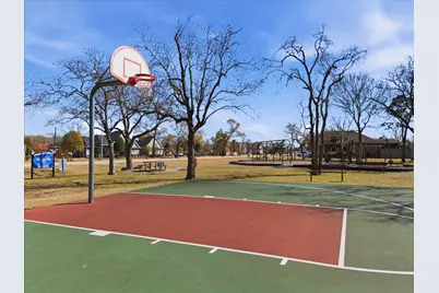 419 S Lobit Street, La Porte, TX 77571 - Photo 19