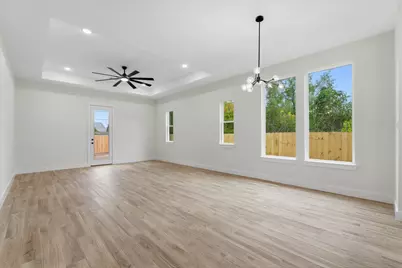 419 S Lobit Street, La Porte, TX 77571 - Photo 7