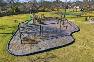 419 S Lobit St, La Porte, TX 77571 - Photo 17