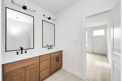 8206 Colonial Lane, Houston, TX 77051 - Photo 11
