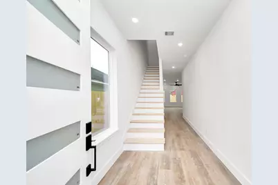 8206 Colonial Lane, Houston, TX 77051 - Photo 5
