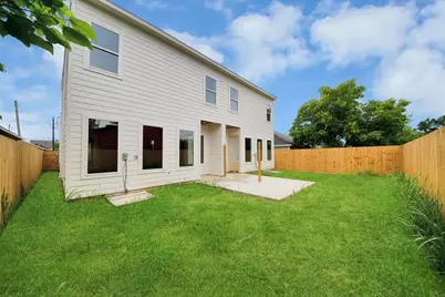 8206 Colonial Lane, Houston, TX 77051 - Photo 29