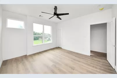 8206 Colonial Lane, Houston, TX 77051 - Photo 25