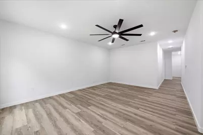 3331 Aster Street, Orange, TX 77632 - Photo 27