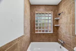 1810 Indian Shores Rd, Crosby, TX 77532 - Photo 41
