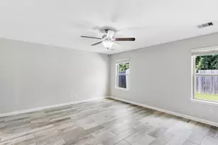 1111 Agua Dulce Trl, Channelview, TX 77530 - Photo 23