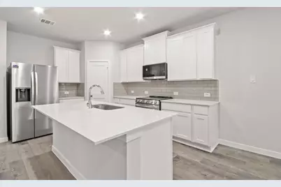 11791 Oakwood Ranch Drive, Willis, TX 77378 - Photo 5