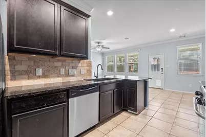 6525 Stoney Creek Drive, Pasadena, TX 77503 - Photo 15