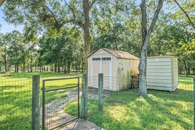 60 Redbird Lane, Huntsville, TX 77320 - Photo 27