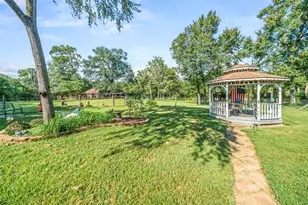 60 Redbird Ln, Huntsville, TX 77320 - Photo 23