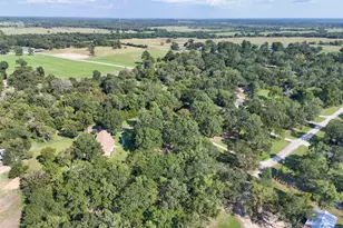 60 Redbird Ln, Huntsville, TX 77320 - Photo 37