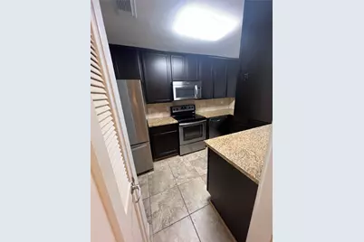 2265 W Settlers Way Way, The Woodlands, TX 77380 - Photo 3