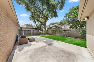 3914 Felicia Dr, Sugar Land, TX 77479 - Photo 21