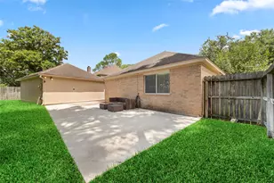 3914 Felicia Dr, Sugar Land, TX 77479 - Photo 23