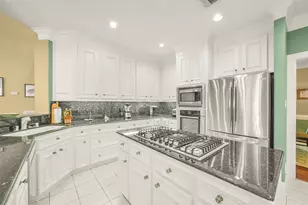 14014 Lochshire St, Houston, TX 77077 - Photo 15