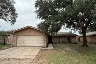 7646 Winkle Wood Ln, Houston, TX 77086 - Photo 1