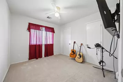 2763 Star Peak Drive, Houston, TX 77088 - Photo 19