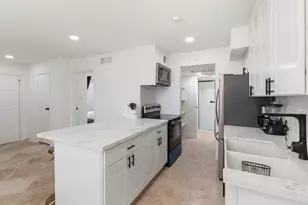 2750 Holly Hall St, Houston, TX 77054 - Photo 1