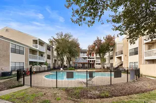 2750 Holly Hall St, Houston, TX 77054 - Photo 17