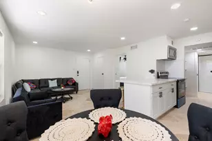2750 Holly Hall St, Houston, TX 77054 - Photo 5