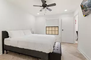 2750 Holly Hall St, Houston, TX 77054 - Photo 13