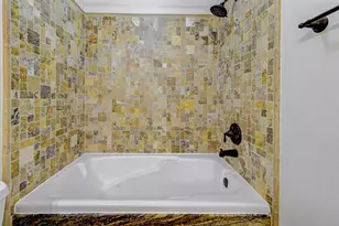 14 Newberry Trail Ct, The Woodlands, TX 77382 - Photo 17