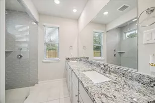 15359 Caravel Bay Ct, Houston, TX 77053 - Photo 23