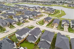 15359 Caravel Bay Ct, Houston, TX 77053 - Photo 37