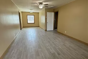 706 Alice St, Sweeny, TX 77480 - Photo 3