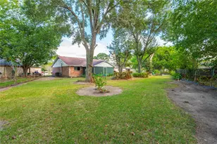 12402 Gotham Dr, Houston, TX 77089 - Photo 3