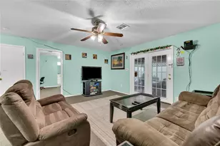 12402 Gotham Dr, Houston, TX 77089 - Photo 11
