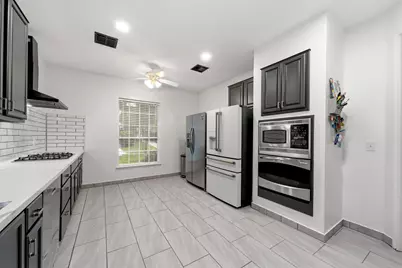 34 Firethorn Place, The Woodlands, TX 77382 - Photo 11