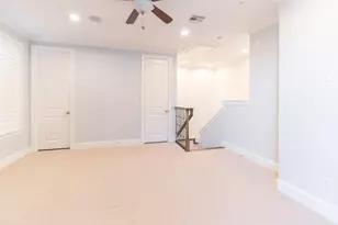 3906 Driscoll St, Houston, TX 77098 - Photo 9