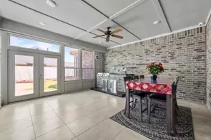 127 Round Lake Dr, Rosenberg, TX 77469 - Photo 3