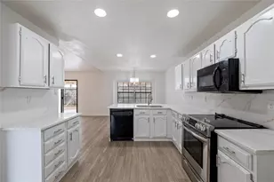 22722 Hawkwood Dr, Spring, TX 77373 - Photo 7