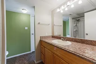 3100 Walnut Bend Ln, Houston, TX 77042 - Photo 7