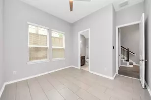 2219 Bellefontaine St, Houston, TX 77030 - Photo 3