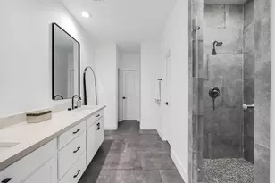 5537 Petty St, Houston, TX 77007 - Photo 25