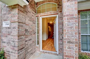 1960 Greentree Dr, Huntsville, TX 77340 - Photo 3